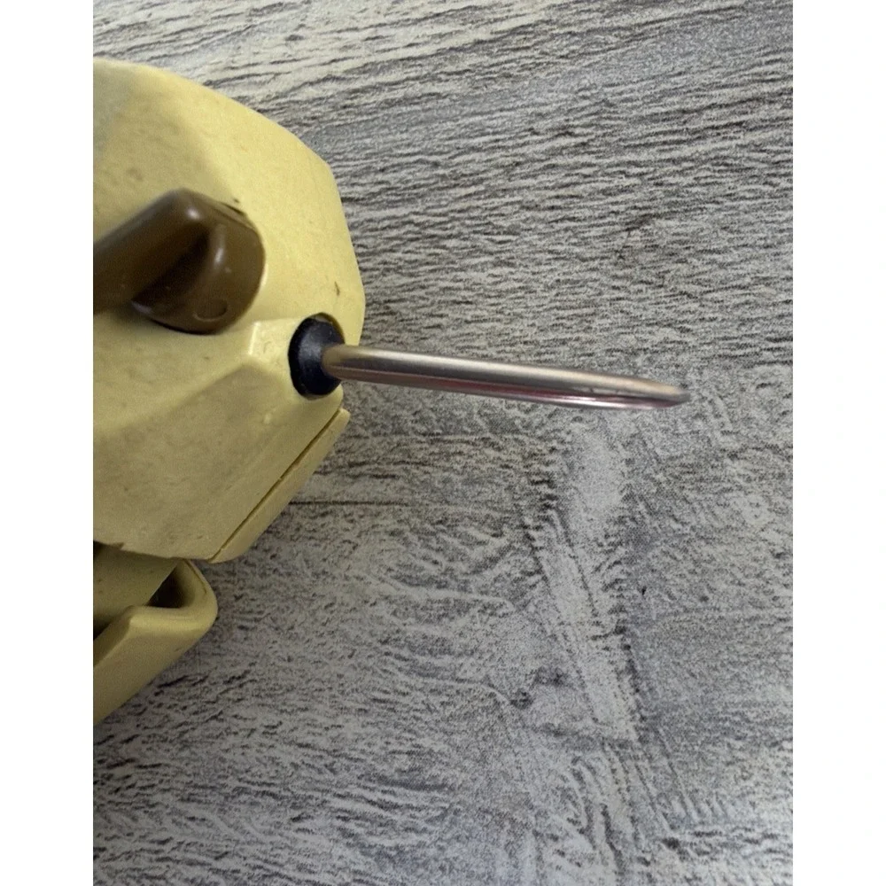 Lot Of 3 Retail Tagging Guns With Needles & Barb Fasteners